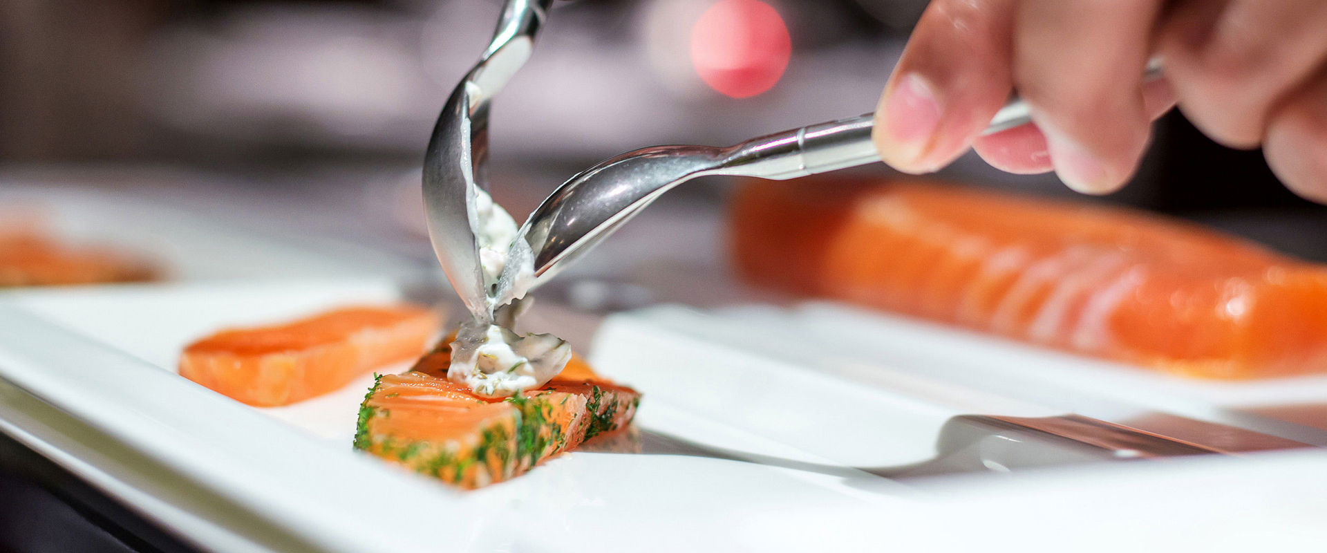Gourmet dishes Man eats raw salmon.