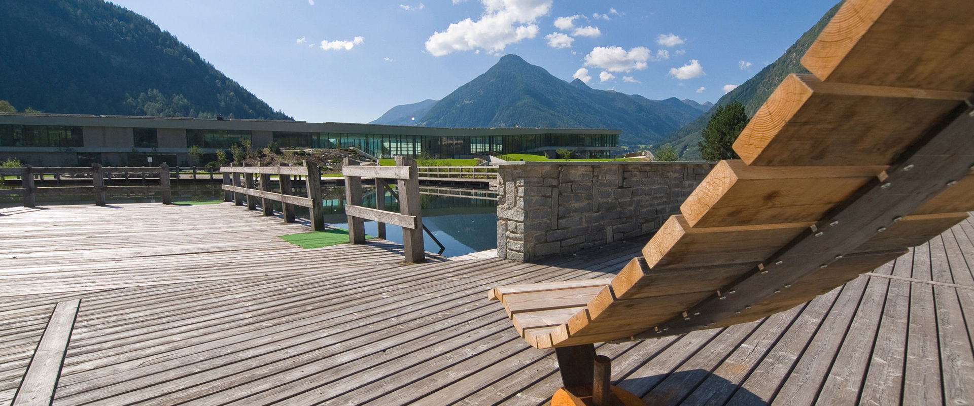 Outdoor area Cascade swimming pool in Sand in Taufers.