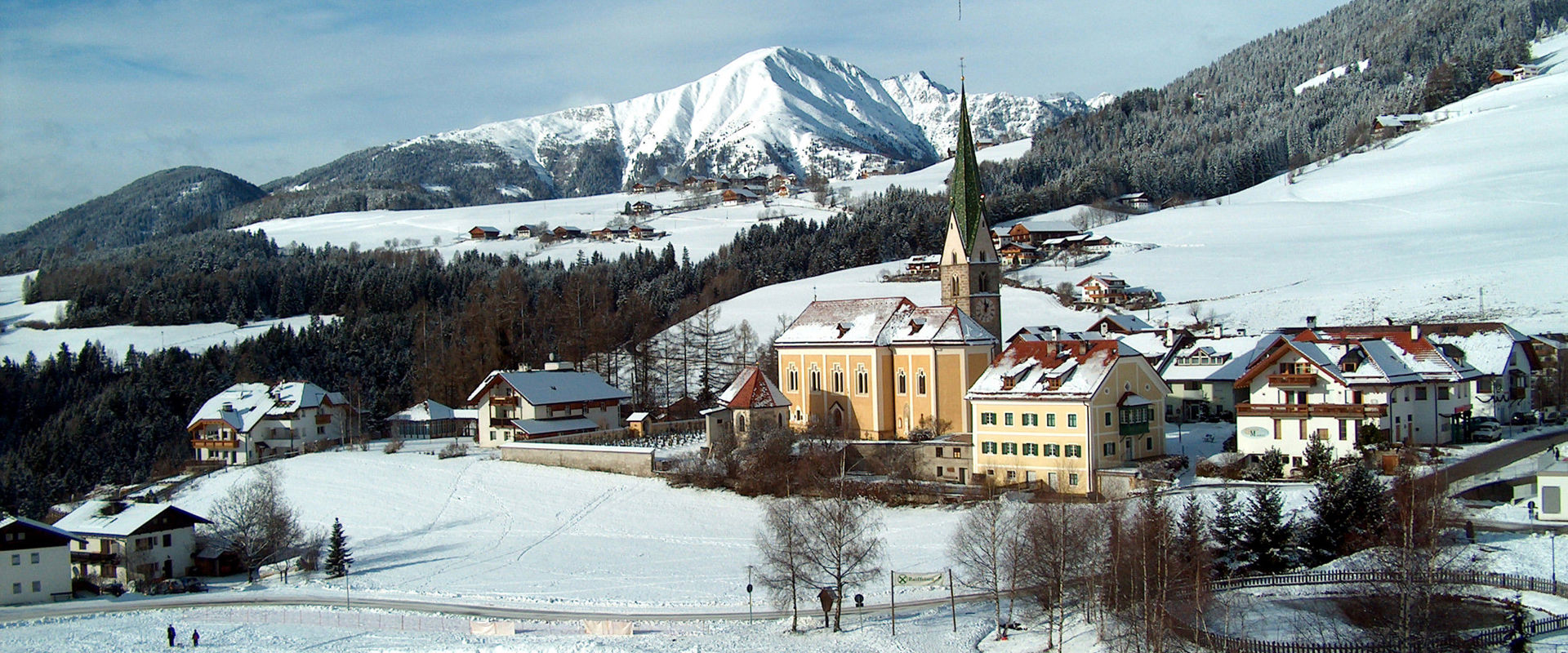 Terenten View of Terenten with parish church in winter