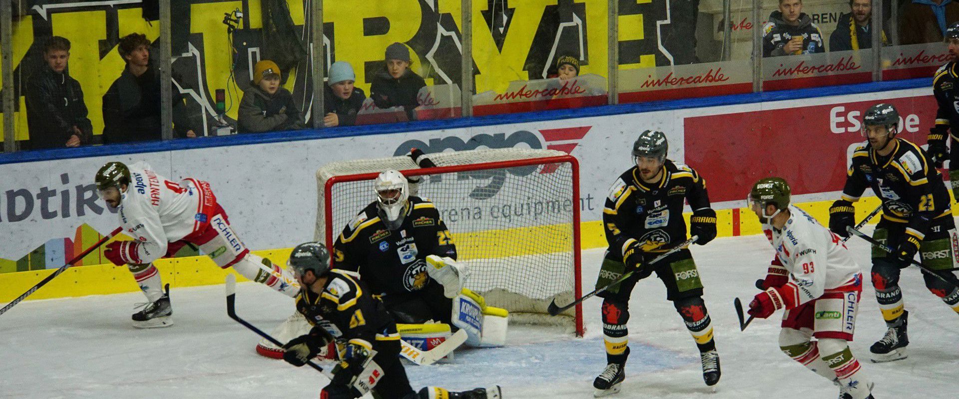 South Tyrolean ice hockey derby between HC Pustertal and HC Bozen (HCB Südtirol)